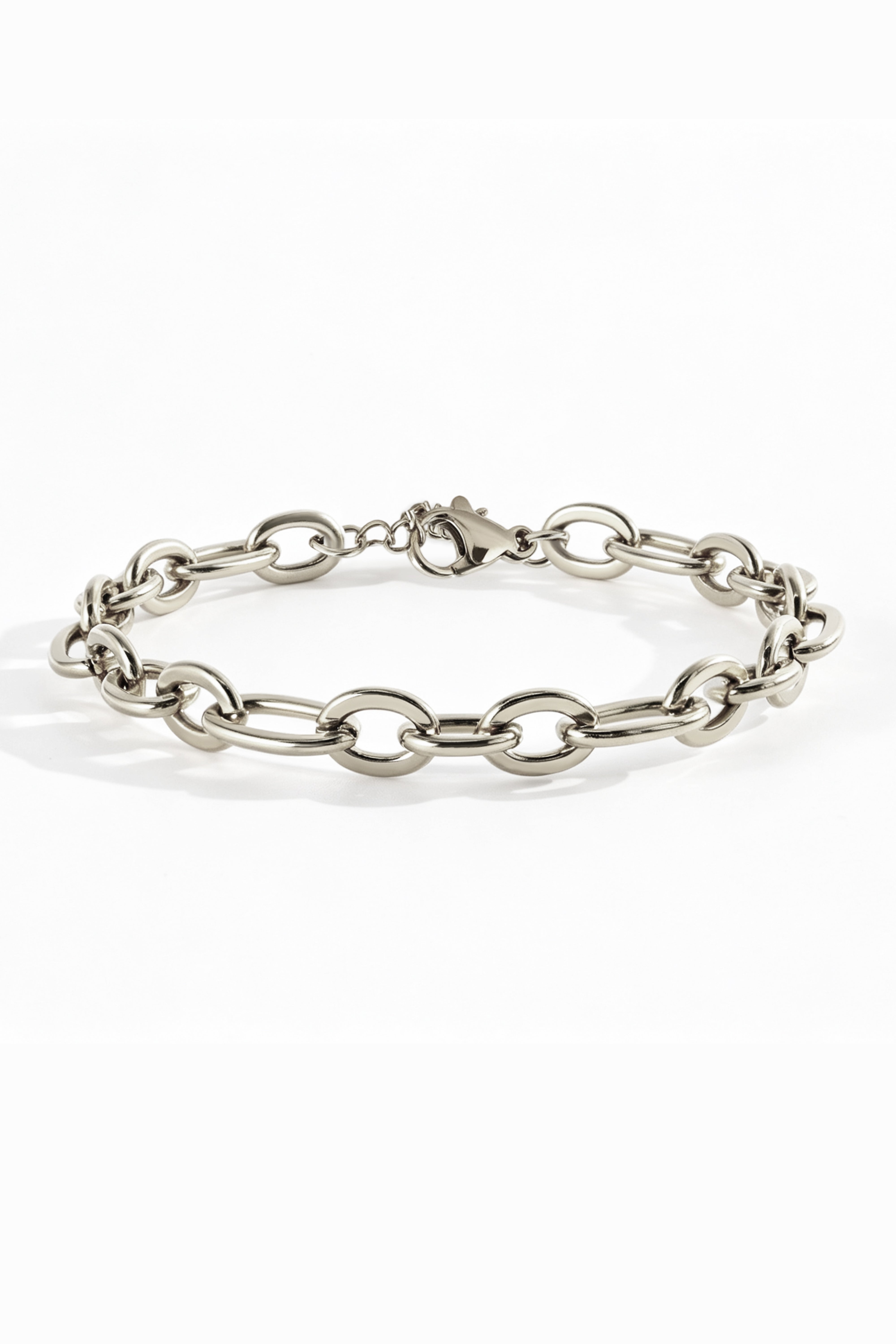 Bold Linked Paperclip Bracelet