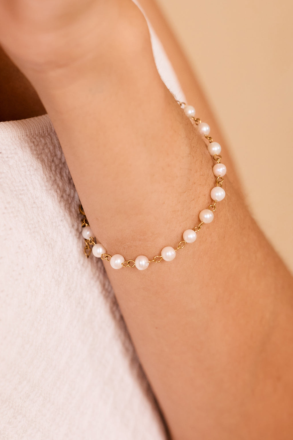 Dainty Pearl Station Bracelet