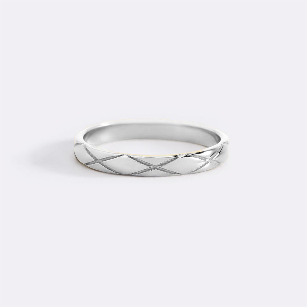 Classic Hatch Ring